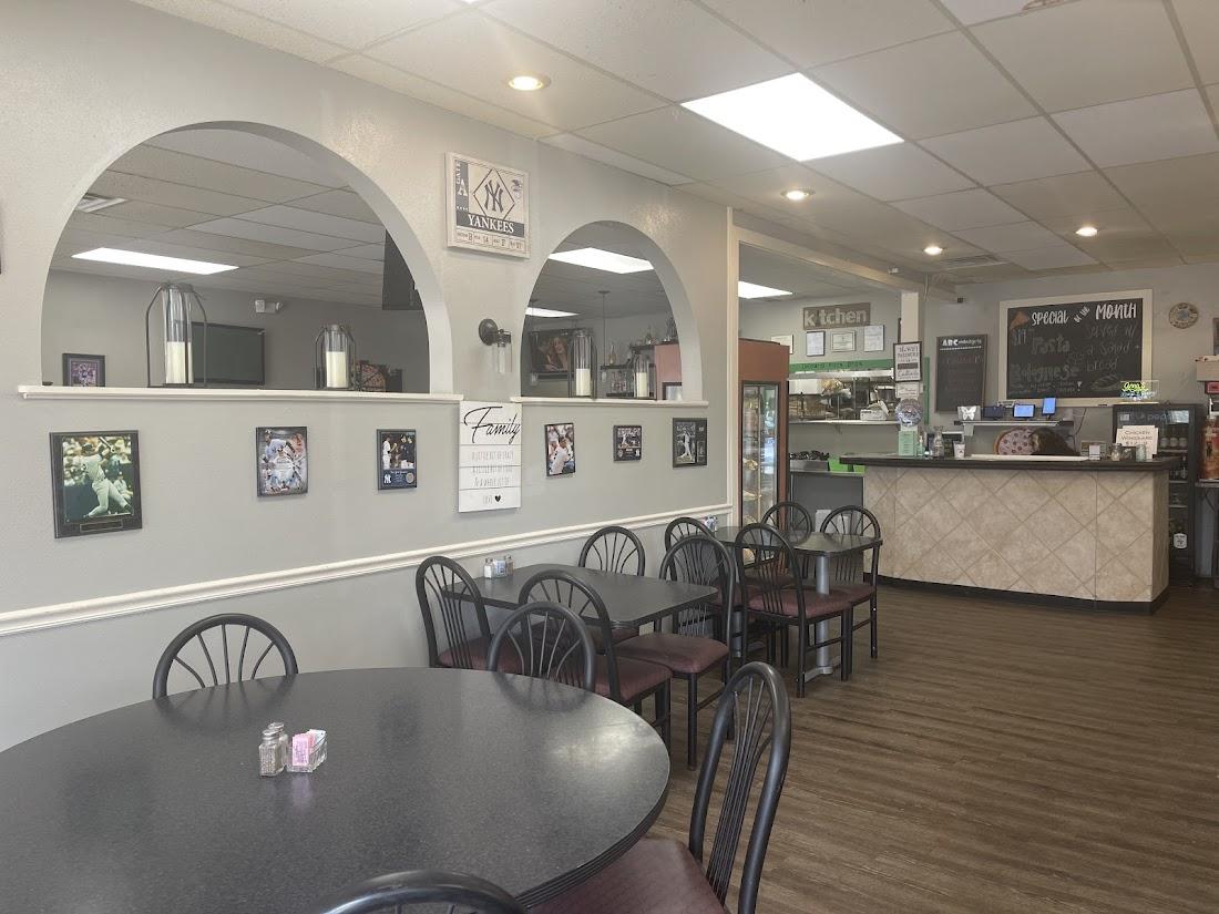 Anna's Italian Restaurant by The Leonardi Bros